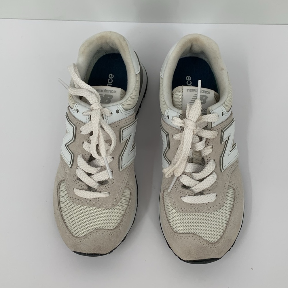 New Balance 574 Core sneakers shoe gray white mesh suede lace-up tie women 5 - Picture 3 of 7